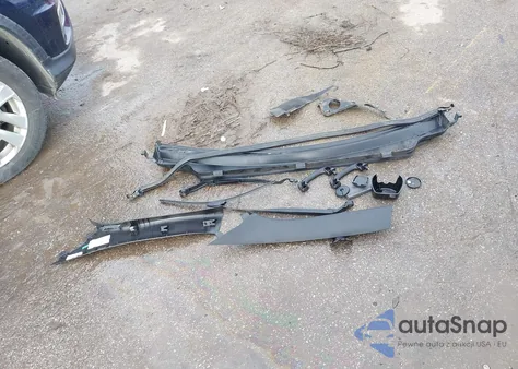 2017 Jeep Grand Cherokee Limited 4X4 z USA, uszkodzony, nr VIN 1C4RJFBG4HC687785